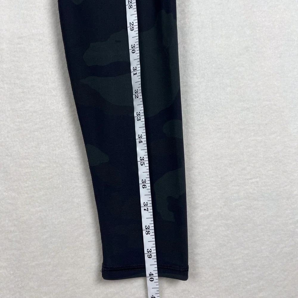 Alo Yoga Vapor High Waist Leggings in Hunter Camo Size Medium